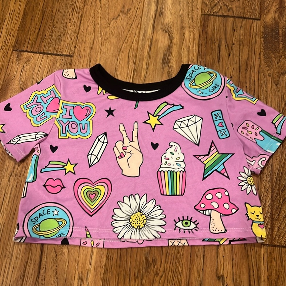 Wild Rich Kids girls cropped tee size 4